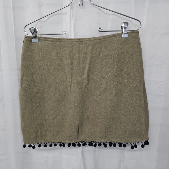 Island Girl Olive Green Red Embroidered Bird Print Mini Skirt Boho M - Picture 8 of 12